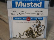 Mustad CO68NP Egg/Caddis Hook  Offset  2X-Heavy  2X Short  Forged  Down Eye - Bronze - 25 Per Pack